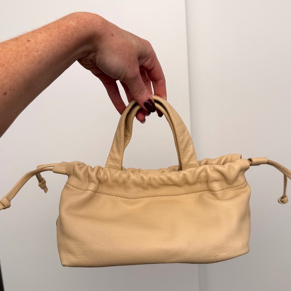 Cream Adjustable Clutch Handbag - Picture 1 of 3